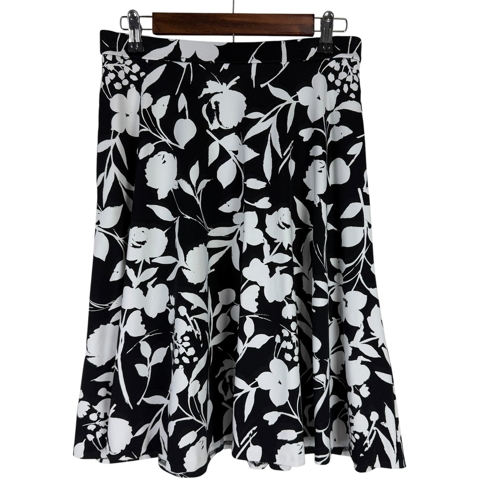 Adrienne Vittadini Women's Small Black White Floral A-Line Skirt with Pockets